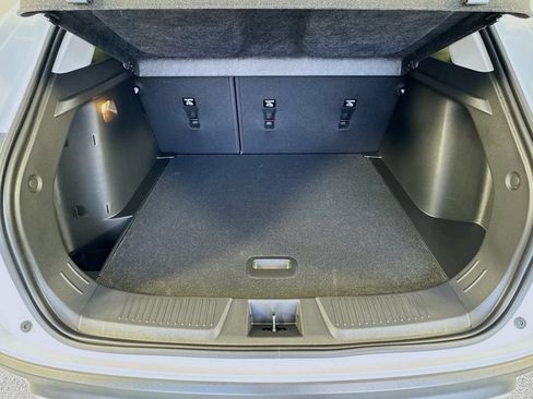 New 2026 Chevrolet Trax LT FWD image 25