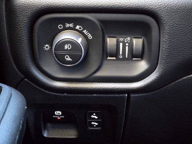 Used 2025 RAM 1500 Big Horn AWD/4WD image 22