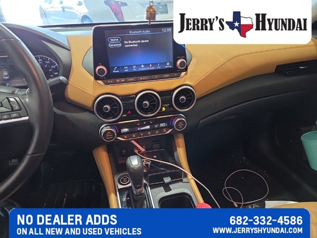 Used 2024 Nissan Sentra SV w/ SV Premium Package FWD image 12