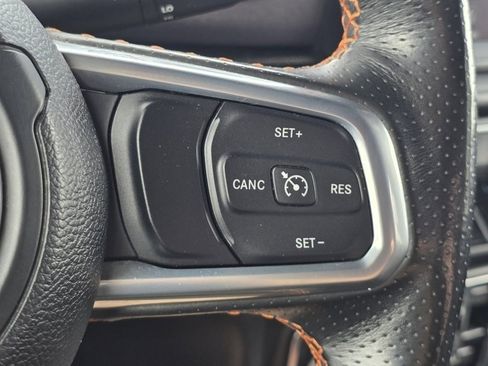 Used 2022 Jeep Gladiator Mojave w/ LED Lighting Group image 28