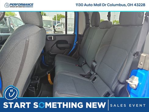 New 2025 Jeep Gladiator Willys image 12