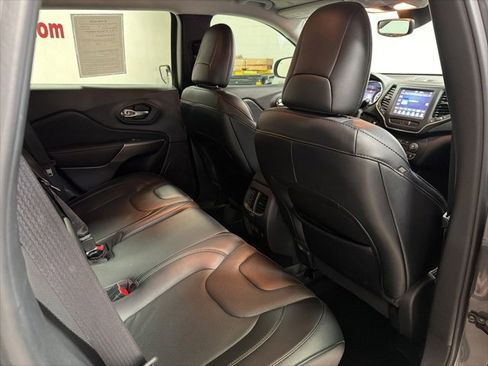 Used 2022 Jeep Cherokee Latitude Lux image 18