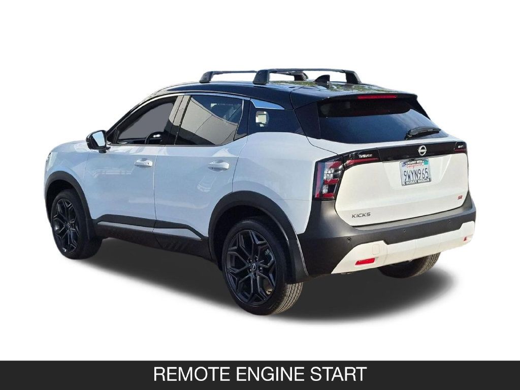 Certified 2026 Nissan Kicks SR FWD image 7