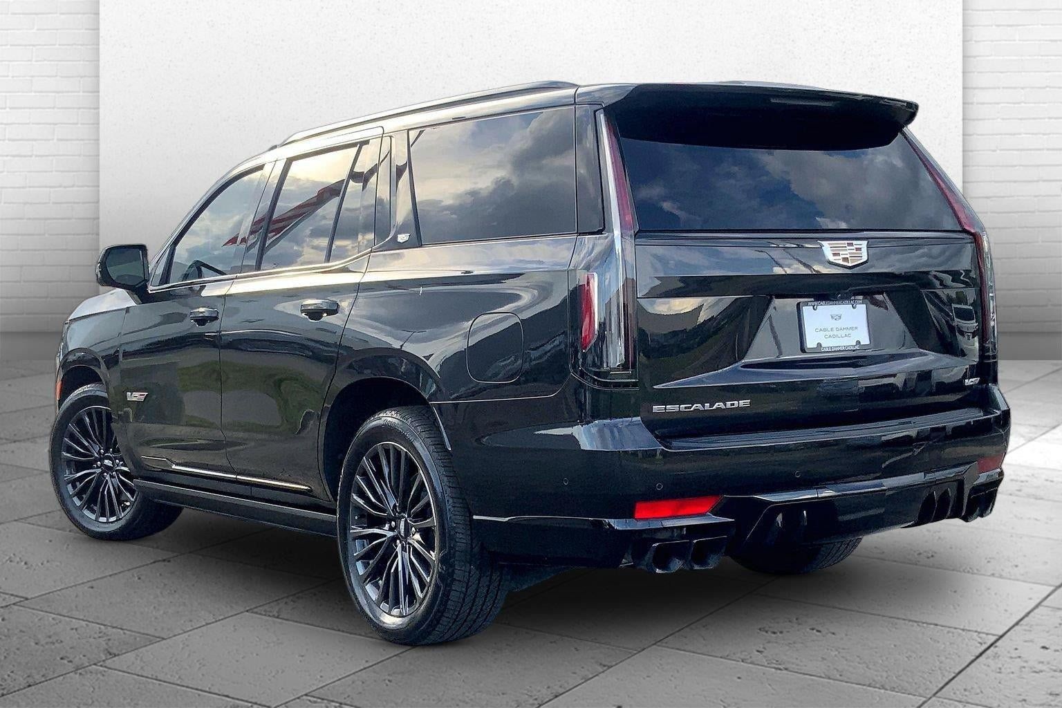 Certified 2024 Cadillac Escalade V AWD/4WD image 11