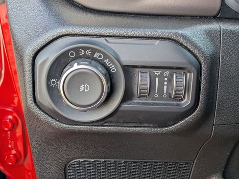 Used 2020 Jeep Wrangler Sport AWD/4WD image 17