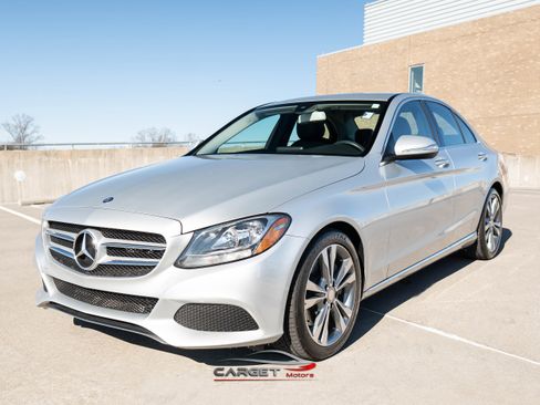 Used 2015 Mercedes-Benz C 300 C 300 w/ Hands-Free Access Package image 3