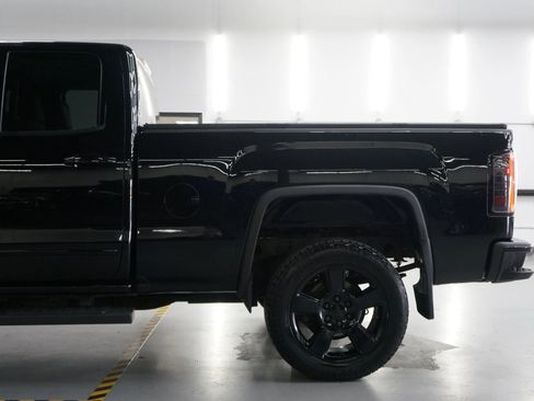 Used 2017 GMC Sierra 1500 4x4 Double Cab image 29