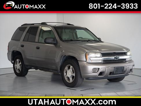 Used 2007 Chevrolet TrailBlazer LS w/ LS Preferred Equipment Group AWD/4WD image 1