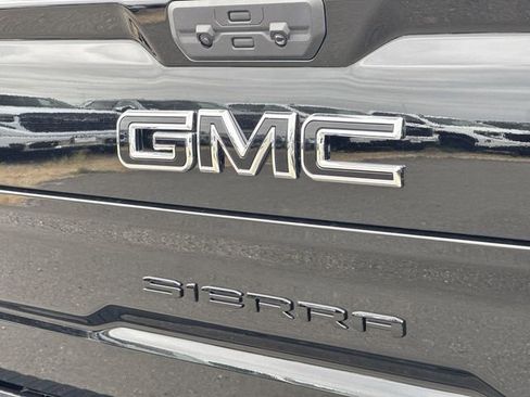New 2026 GMC Sierra 1500 Elevation w/ LPO, Elevation Black Package RWD image 28