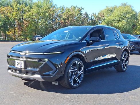 New 2026 Chevrolet Equinox EV LT w/ Convenience Package II FWD image 10