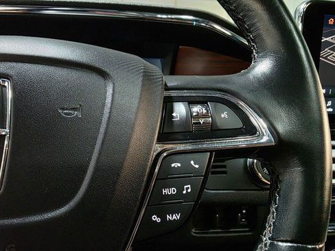 Used 2021 Lincoln Navigator Reserve w/ Luxury Package AWD/4WD image 35