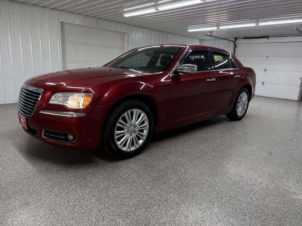 Used 2014 Chrysler 300 C AWD/4WD image 3