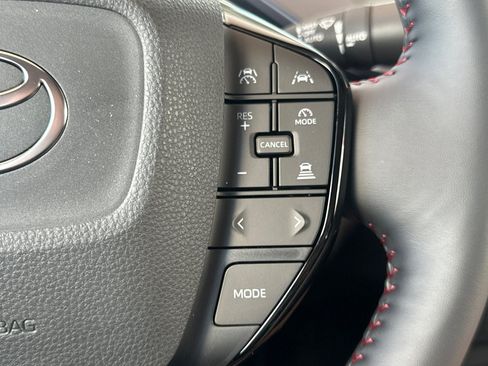 New 2027 Toyota Prius Plug-In Hybrid FWD image 31