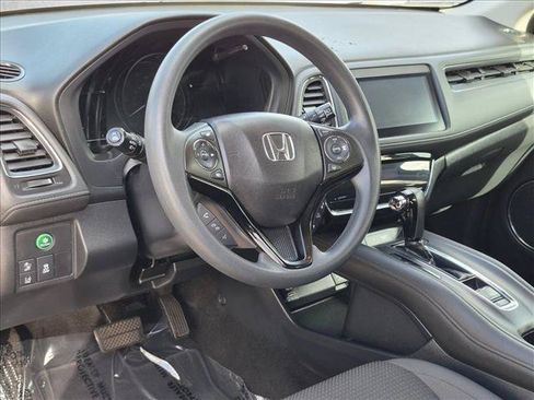 Used 2019 Honda HR-V EX image 10