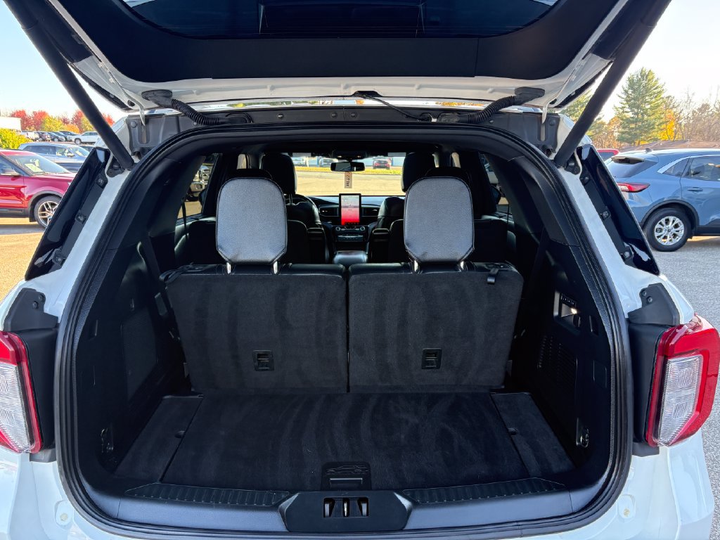 Used 2021 Ford Explorer ST w/ ST Street Pack AWD/4WD image 10