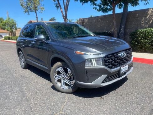 Certified 2023 Hyundai Santa Fe SEL FWD image 2