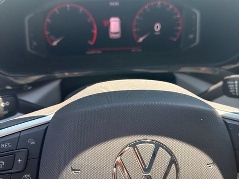 Used 2023 Volkswagen Taos SEL AWD/4WD image 10