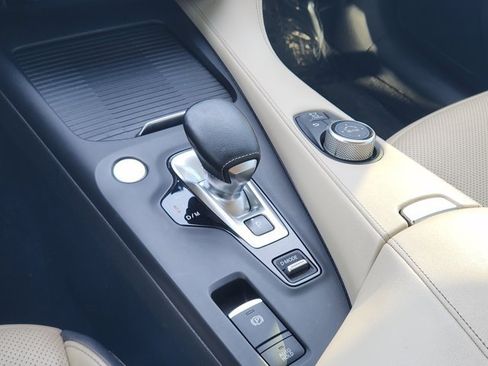 Used 2019 INFINITI QX50 Essential w/ Premium Heat Package image 19