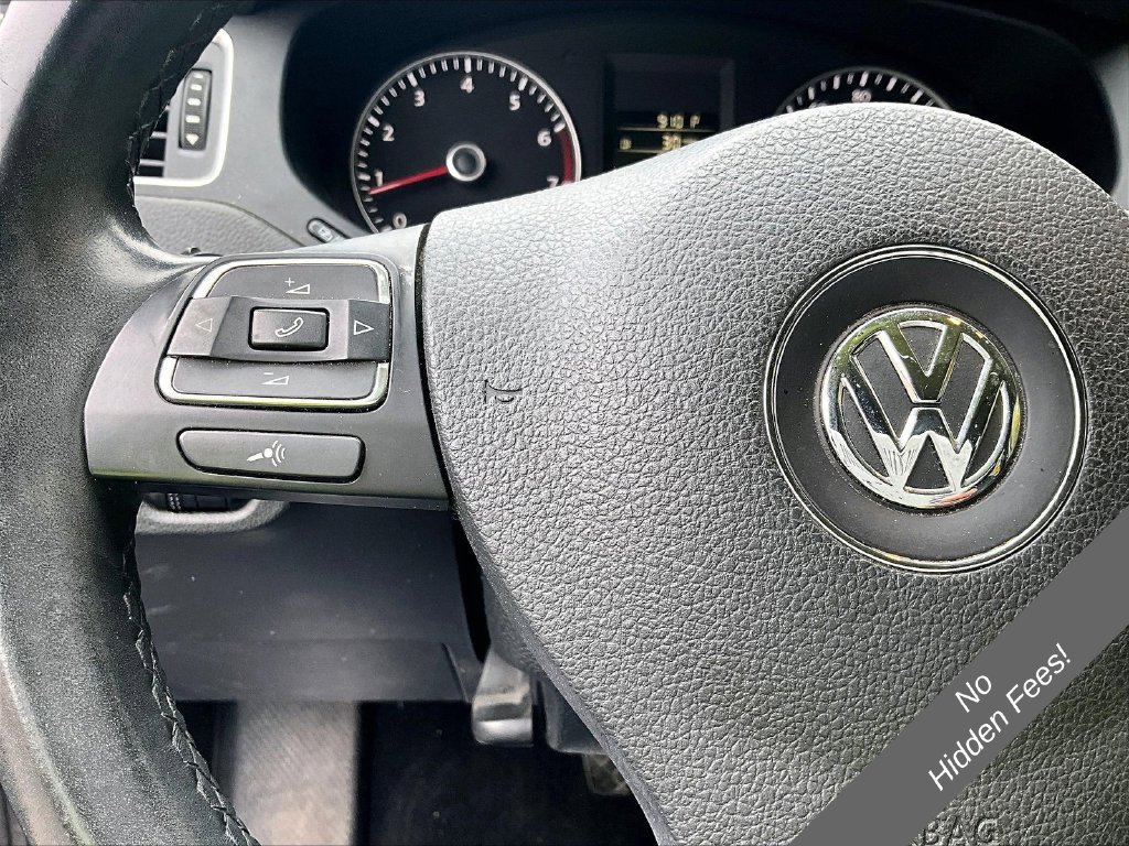 Used 2013 Volkswagen Jetta SEL FWD image 15