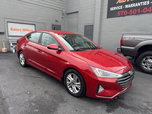 Used 2019 Hyundai Elantra SEL image 1