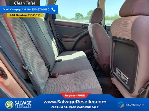 Used 2007 Toyota Matrix FWD image 15