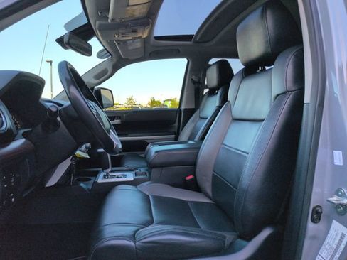 Used 2018 Toyota Tundra Limited w/ Limited Premium Package AWD/4WD image 23