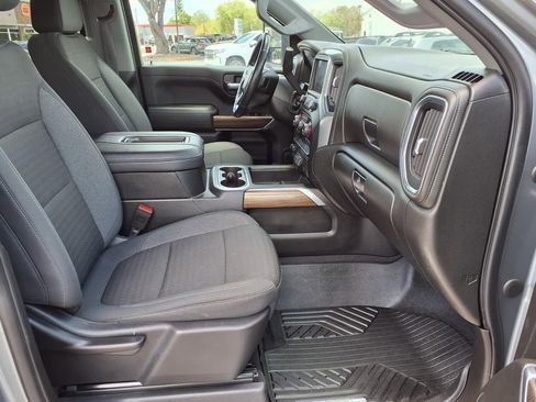 Used 2021 Chevrolet Silverado 1500 RST image 13