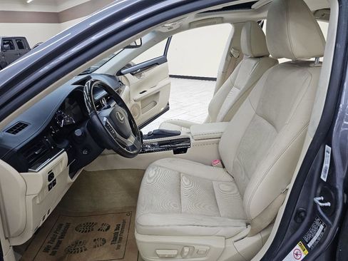 Used 2014 Lexus ES 350 w/ Luxury Package FWD image 17