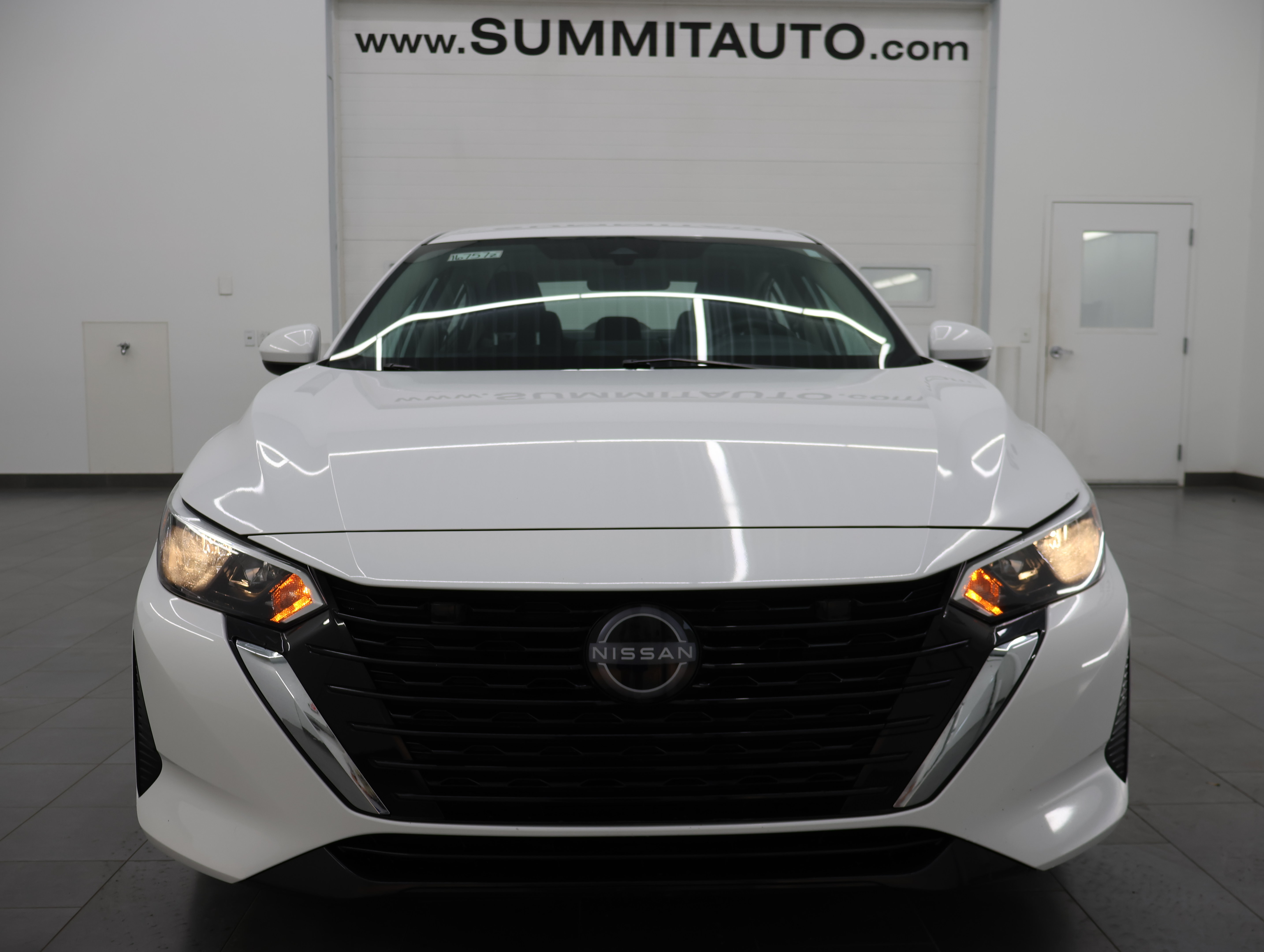 Used 2024 Nissan Sentra SV FWD image 20