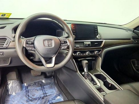 Used 2019 Honda Accord EX image 13