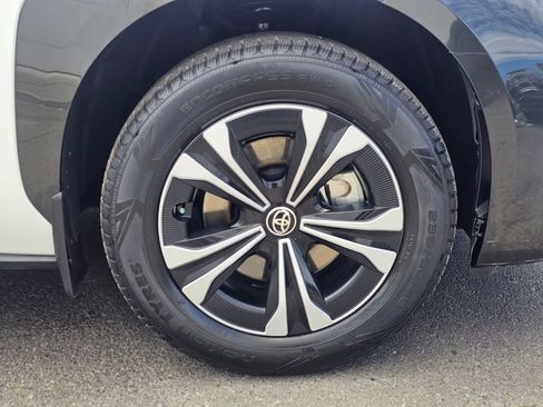 Certified 2023 Toyota bZ4X AWD w/ Weather Package image 9