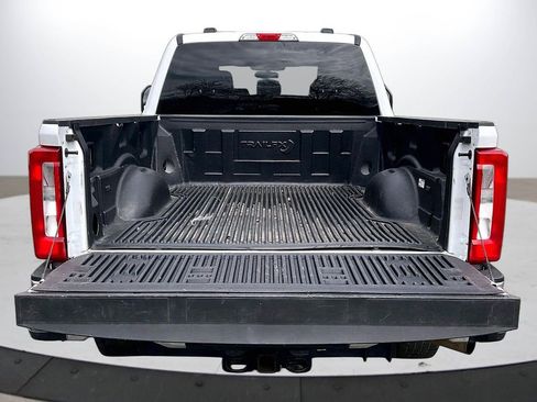 Used 2025 Ford F250 XLT image 24