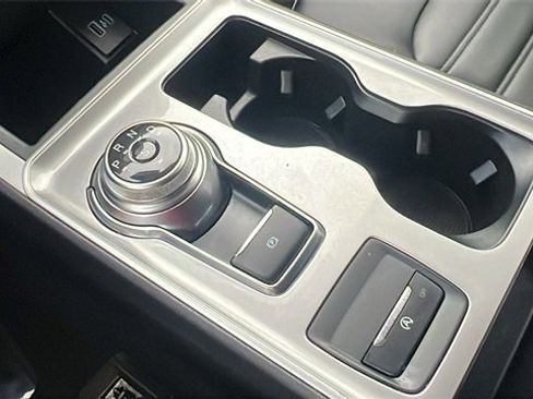 Certified 2024 Ford Edge SEL w/ Convenience Package image 26