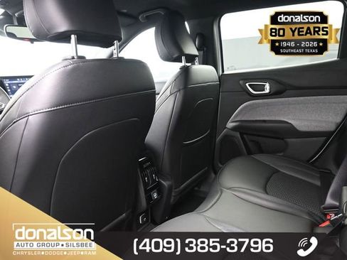 New 2026 Jeep Compass Latitude image 10