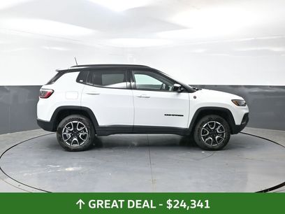 Used 2025 Jeep Compass Trailhawk