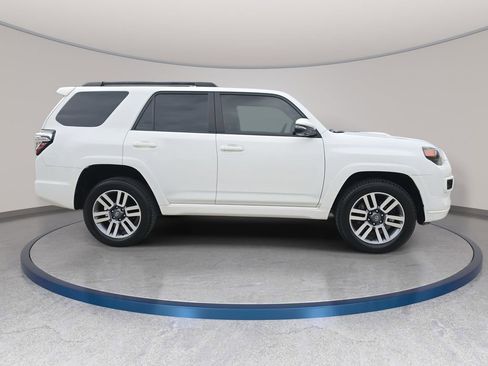 Used 2023 Toyota 4Runner TRD Sport AWD/4WD image 5