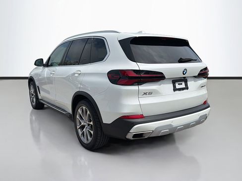 Used 2025 BMW X5 xDrive40i w/ Climate Comfort Package image 6