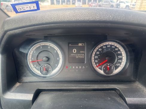 Used 2021 RAM 1500 Classic SLT AWD/4WD image 10