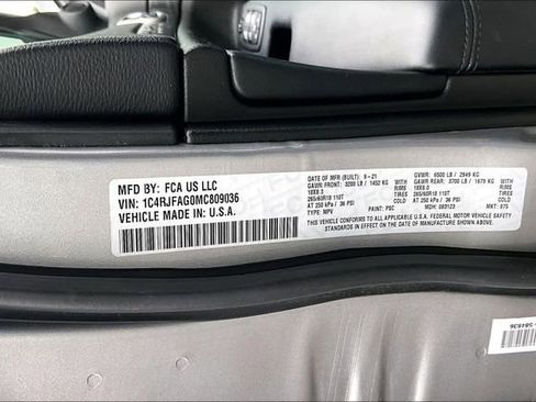 Used 2021 Jeep Grand Cherokee Laredo X AWD/4WD image 29