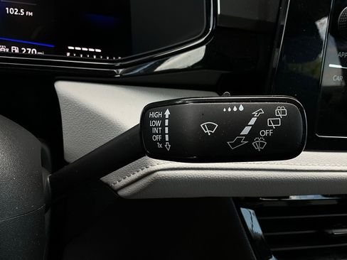 Used 2025 Volkswagen Taos S image 35