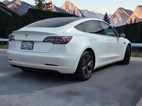 Used 2019 Tesla Model 3 Standard Range Plus RWD image 7