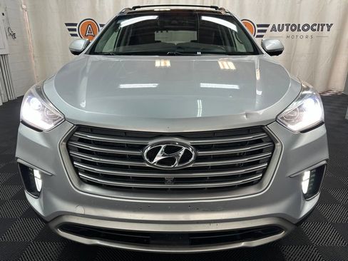Used 2017 Hyundai Santa Fe Limited AWD/4WD image 3