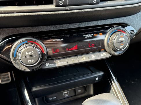 Used 2022 Kia Forte GT FWD image 15