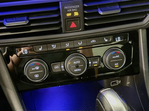 Used 2019 Volkswagen Jetta SEL FWD image 23
