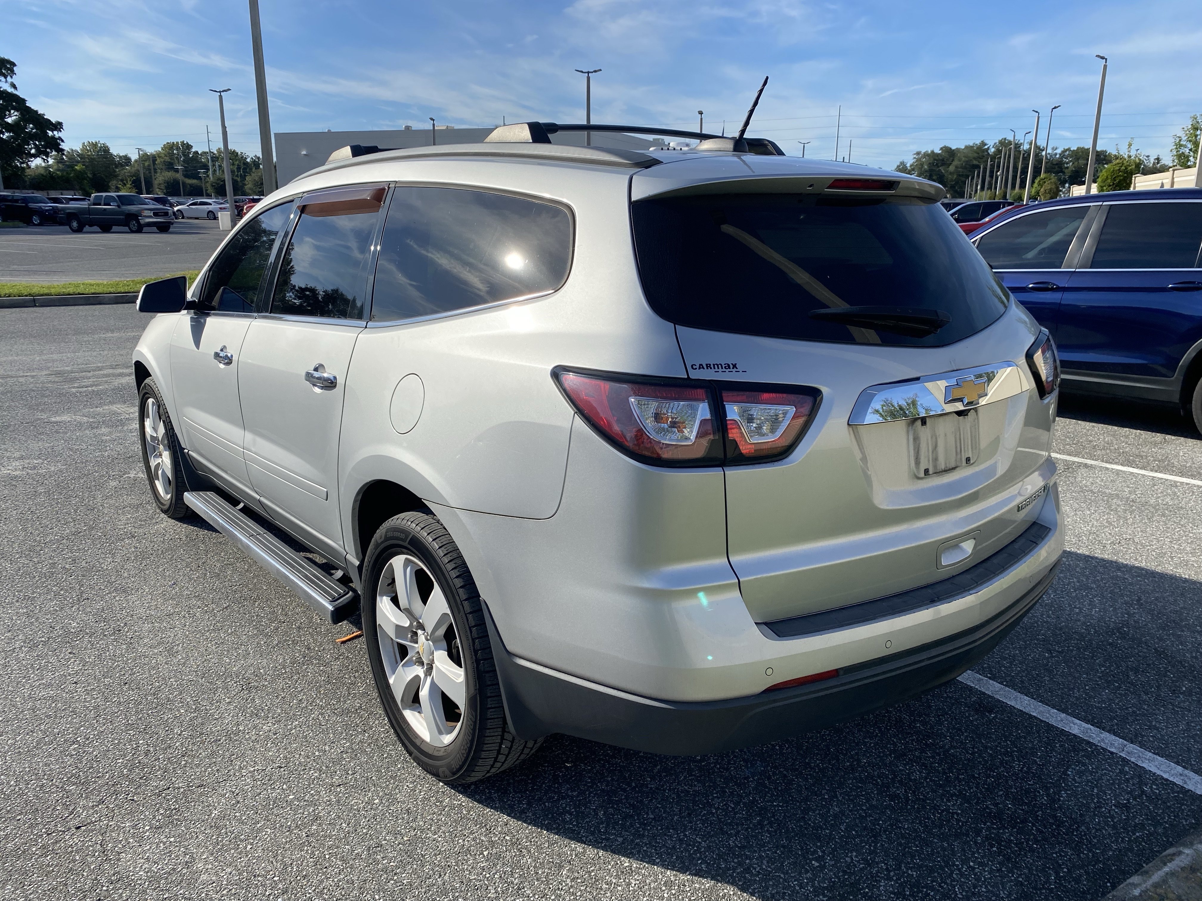 Used 2016 Chevrolet Traverse LT w/ Traveler's Package FWD image 10