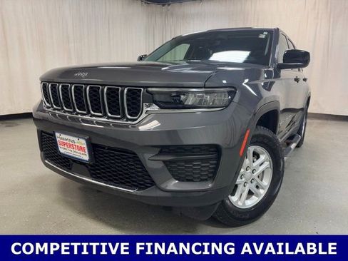 Used 2023 Jeep Grand Cherokee Laredo w/ Luxury Tech Group I image 9