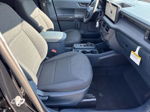 New 2025 Ford Maverick XL image 13