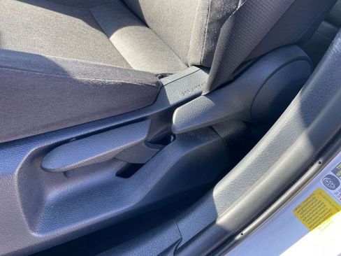 Used 2025 Toyota Camry LE image 22