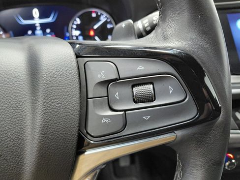 Used 2024 Buick Enclave Premium image 37