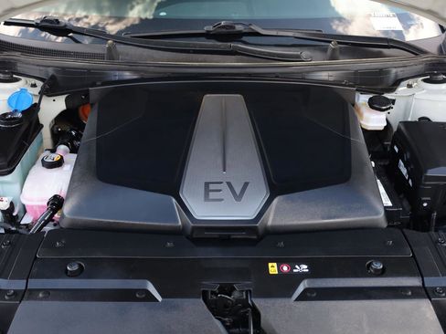 Used 2023 Kia EV6 Wind w/ Wind Technology Package image 11